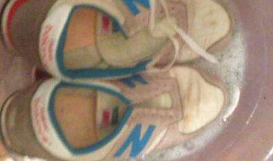 脚被鞋子磨破皮怎么处理