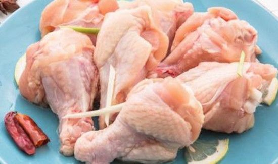 鲜鸡腿有点腥臭味是坏了吗