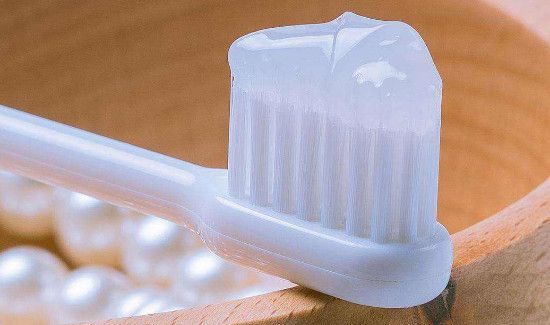 牙膏没拆封过期能用么