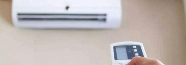 下雨天可以开空调除湿吗