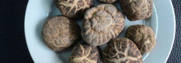 干香菇发霉了洗干净还能吃吗