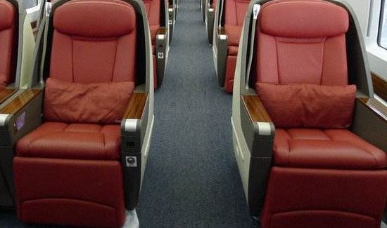 高铁一等座能调半躺吗