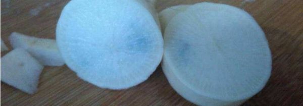 萝卜切开里面是蓝色可以吃吗