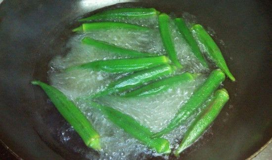 秋葵怎么弄才不粘