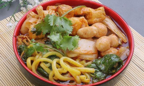 杨国福和张亮麻辣烫有什么关系