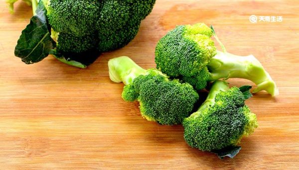 西兰花有虫子怎么清理 西兰花有虫子怎么办