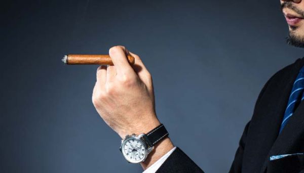 烟头中心温度可达多少度容易引起火灾 烟头中心温度可以达到多少