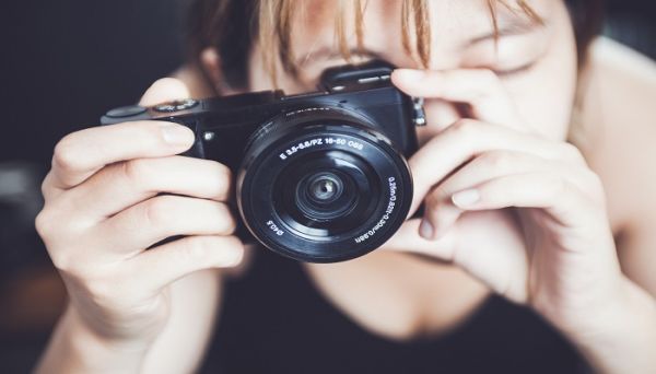 一寸和小二寸照片哪个大 一寸跟二寸照片哪个大