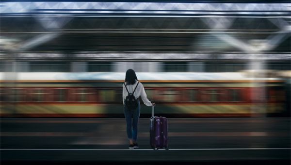 又要离开家的心情短语有哪些 即将离开家的心情短语