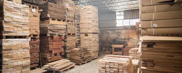 橡胶木和橡木的区别 橡胶木和橡木的区别是什么