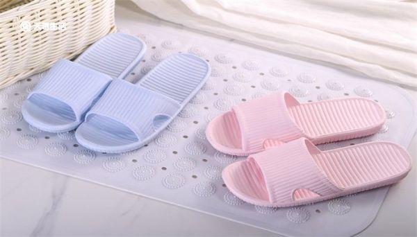 pvc拖鞋和eva拖鞋的区别 pvc拖鞋和eva拖鞋的区别有哪些