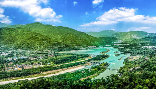 都江堰是哪条江 都江堰是哪条江通过