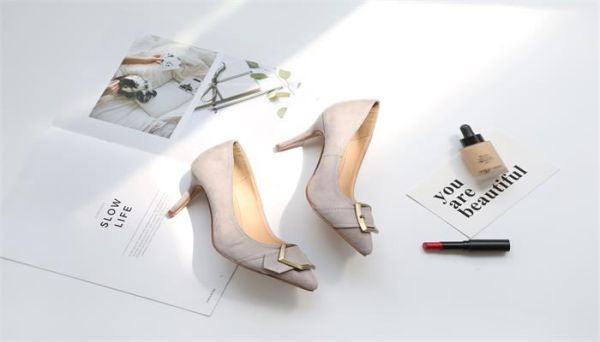 高跟鞋底胶是什么  高跟鞋底胶有什么作用