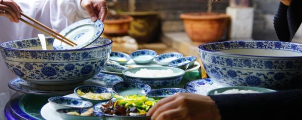 过桥米线的由来 过桥米线的菜品分类有哪些