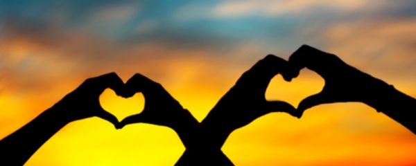 拍拖是什么意思 拍拖是指什么意思