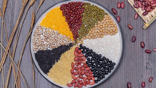 维生素b族的食物 哪些食物富含维生素B