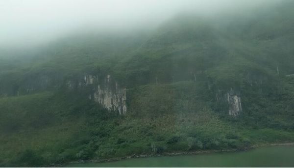 湘西第一神山是什么山 湘西第一神山指哪座山