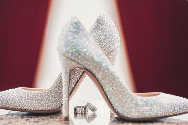 高跟鞋穿多了的危害