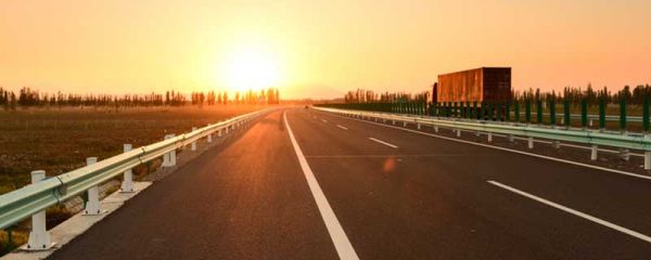 高速公路免费的几个节假日 高速公路的出行参考