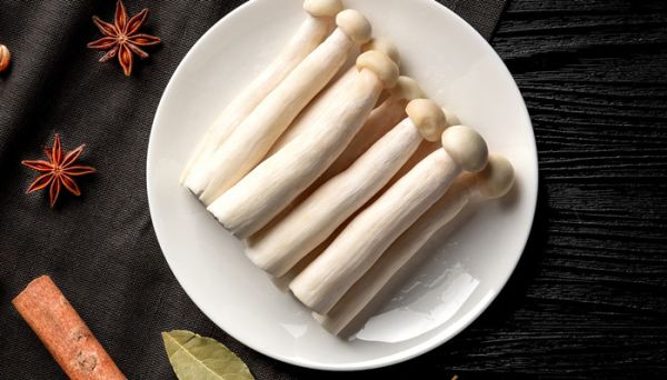 海鲜菇不焯水可以吃吗 海鲜菇不焯水可以吃不