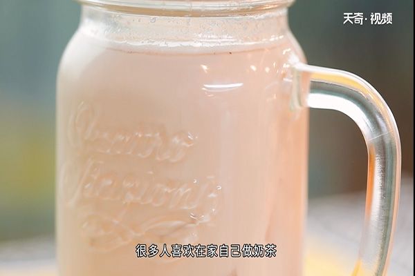 如何自制奶茶 自制奶茶