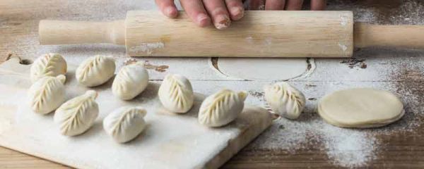 做饺子皮要不要放酵母 饺子皮需要放酵母吗