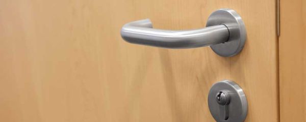 门把手高度 门把手高度位置标准