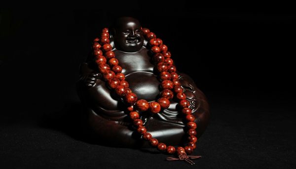 小叶紫檀怎么盘 小叶紫檀怎么盘玩和保养