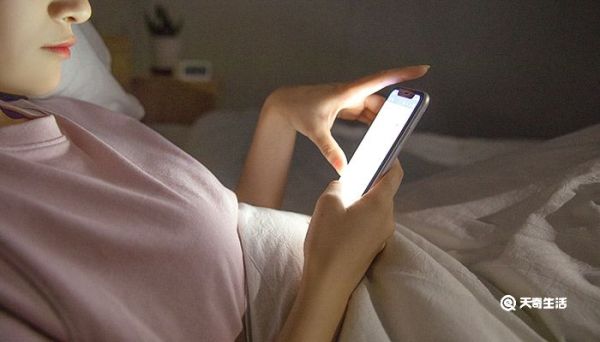 凡尔赛什么意思 凡尔赛的意思