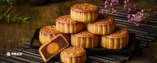 莲蓉是什么 莲蓉指的是什么