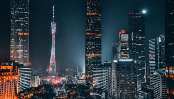 广州西塔有多高 广州西塔有多少层楼