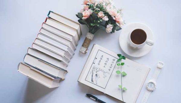 把名字刻入石头的名字比尸首烂得更早修辞手法 把名字刻入石头的名字比尸首烂得更早用了什么修辞