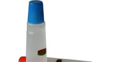 胶水为什么可以粘东西？