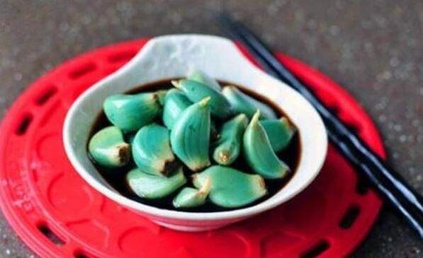 防止蒜蓉变绿小窍门 蒜蓉怎么样防止变绿