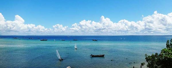 穿过白令海峡的三线分别是 白令海峡是哪三线穿过