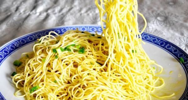 夏至就要吃面，凉面、热面、炸酱面这样吃巨爽