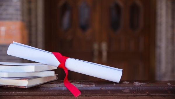 艺术生可以考的综合类大学 艺术生可以报考的综合类大学有