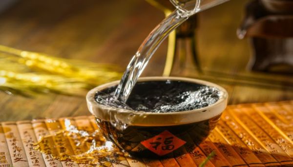 喝酒后怎么解酒 喝酒后怎么解酒啊
