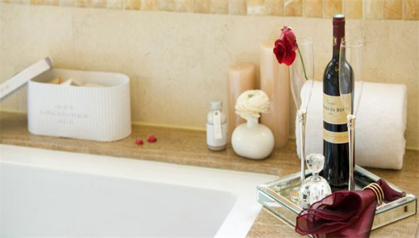 浴缸配件哪个品牌好 浴缸配件品牌好的是哪个