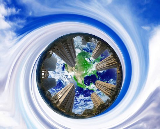 台风眼为什么风平浪静？