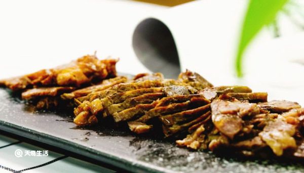 水煮牛肉是哪个地方的名菜 水煮牛肉是哪里地方的名菜