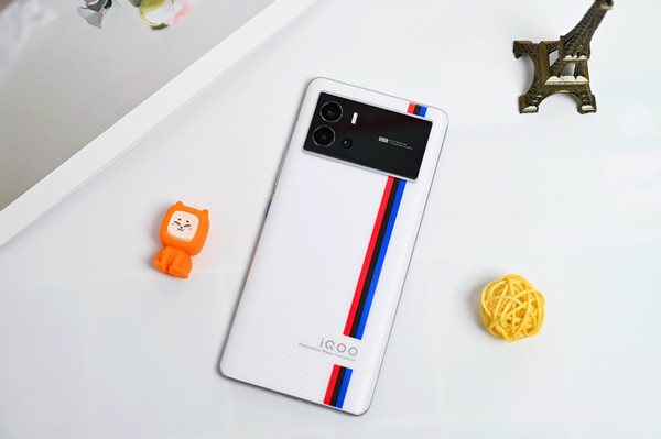 iqoo9和iqoo8pro有什么区别