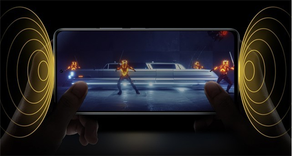iqooz5是双扬声器吗
