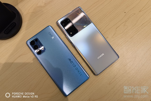 荣耀v40和opporeno5pro对比