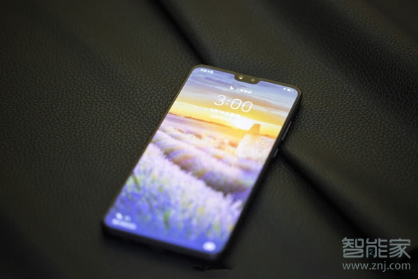 华为mate30有没有出厂贴膜