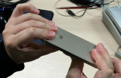 手机弯曲如何恢复_手机弯曲恢复技巧分享