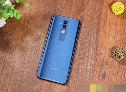 华为麦芒8与麦芒7哪个更好?_两者优缺点对比分析