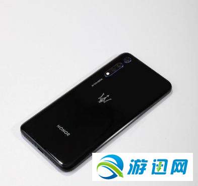 华为荣耀V20玛莎拉蒂版上市时间及性能配置参数解析