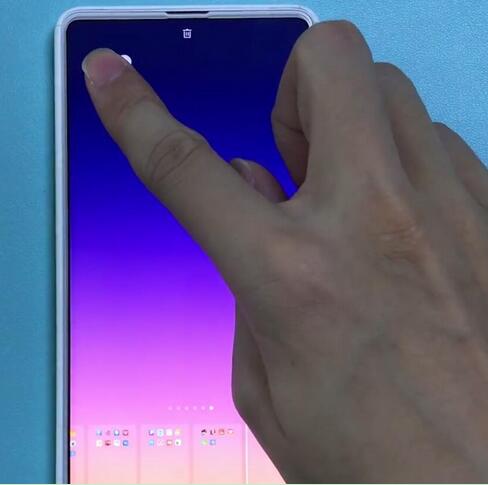 小米9se中将桌面空白页面删除的具体操作方法