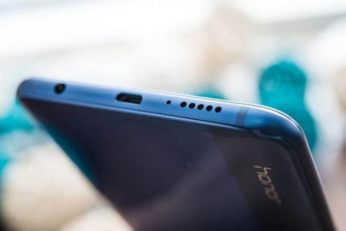 荣耀8x手机设置闹钟的具体步骤介绍